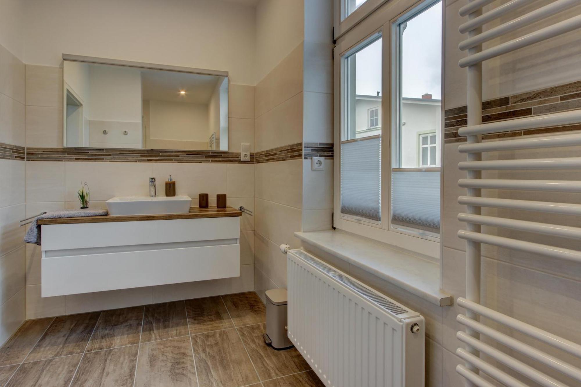 Villa Fernsicht - Wohnung Nr 1 - Mit Meerblick 萨斯尼茨 外观 照片